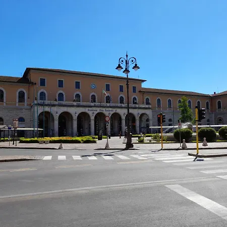 Pisa Train Station Hostel-2